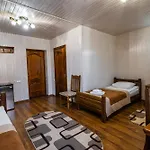 Anet Hotel 3*