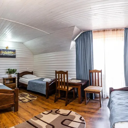 Anet Hotel Poljanyzja