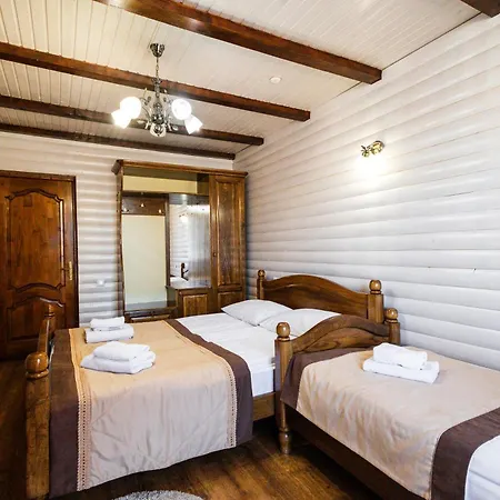 Anet Hotel Poljanyzja