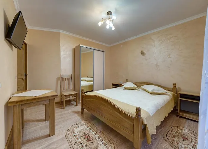 Anet Hotel 3*