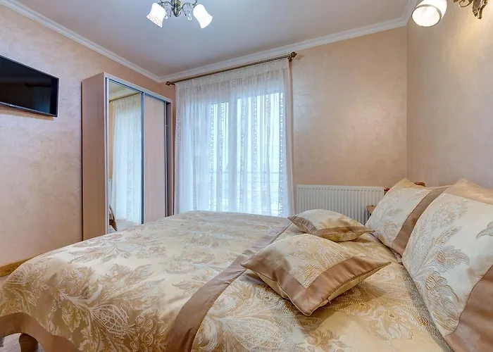 Anet Otel Palyanytsya