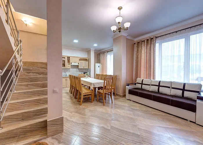 Otel Anet Palyanytsya